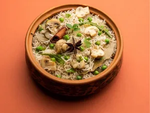 Mushroom Biryani Half