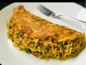 maggi masala Omelette