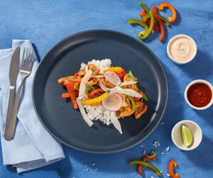LIME SKILLET CHICKEN FAJITAS BOWL