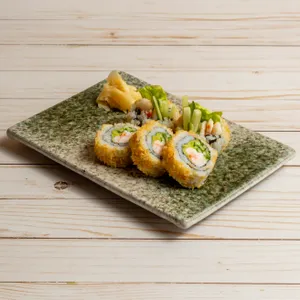 Crunchy Shrimp Roll
