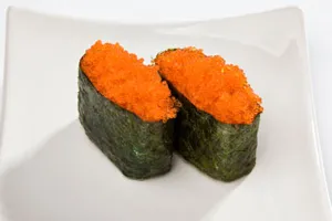 Tobiko sushi