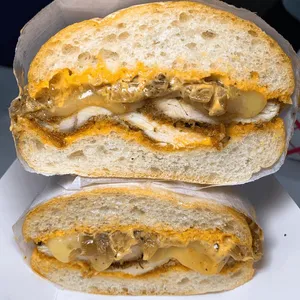 Grilled Chicken Americana Sandwich