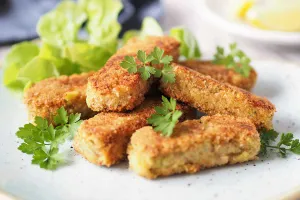 Fried Fish Finger with Dried Seaweed