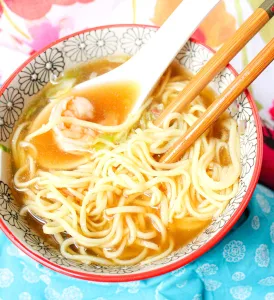 Hong Kong Style Noodle Soup