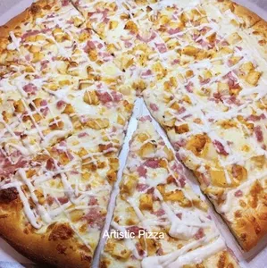 Artistic Pizza's Chicken Bacon Ranch