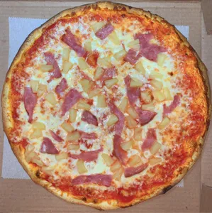 Artistic Pizza's Hawaiian Pizza