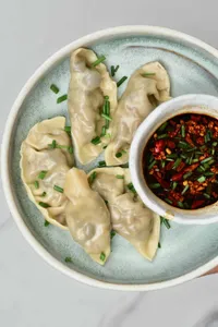 Steamed Vegetable Dumpling (6 Pieces)