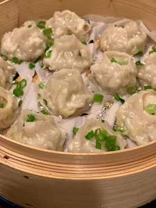 Crab Meat & Pork Dumpling (8 Pieces)