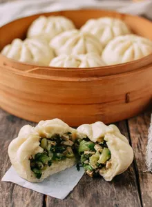Steamed Vegetables Buns (2) 菜包