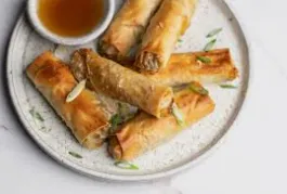 Crispy Vegetable Spring Rolls (2pcs)