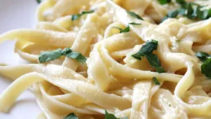 Pasta With Alfredo Sauce
