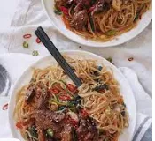 Chili Glass Noodles w Beyond Beef