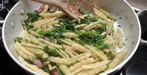 Cavatelli with Sweet Sausage & Sautéed Broccoli Rabe