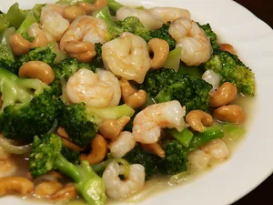 Baby Shrimp with Cashew Nut