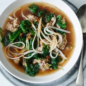 Shanghai Style Noodles in Soup