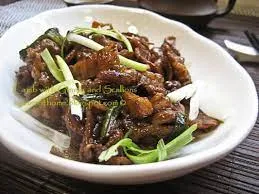 Sauteed Lamb With Scallion Entree