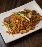 House Special Lo Mein 本楼捞面