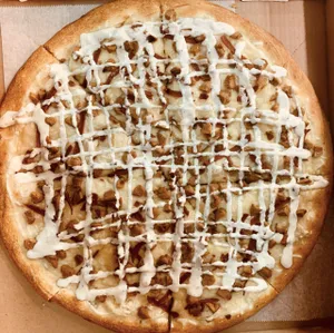 The Vegan Chicken Bacon Ranch Pizza