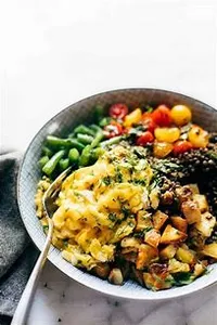 Mixed Veg. MEat with Basil in Taro Bowl