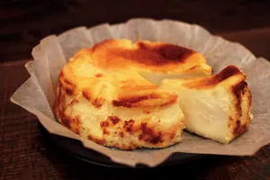 Basque Cheesecake (Whole)