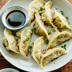 Steamed Vegetable Dumplings