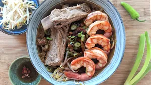 Prawns W. Spare Rib In Dry Pot