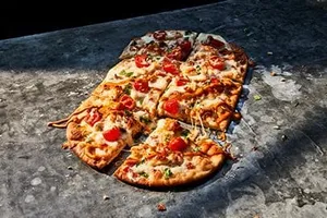 Chipotle Chicken & Bacon Flatbread Pizza