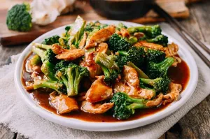 Sliced Chicken with Broccoli 芥蘭雞片