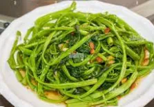 Sauteed Chinese Spinach With Bean Paste