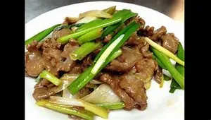 Beef with Scallions