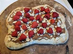 Nutella & Raspberries Pizza