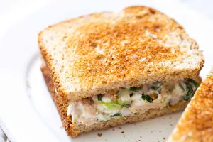 TUNA SALAD SANDWICH