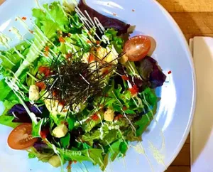 Avocado Salad With Tobiko (アボカドサラダ)