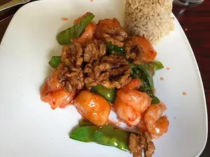 Crispy Walnut Shrimp