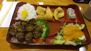 Beef Negimaki Bento Box (Dinner)