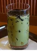 Matcha au lait w/ Coffee Jelly