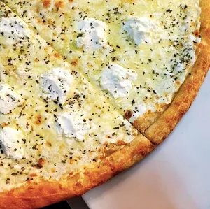 Artistic Pizza's White Pizza Pie