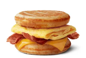 Bacon, Egg & Cheese McGriddles®