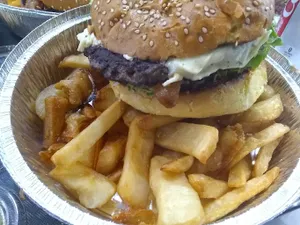 Burger Deluxe