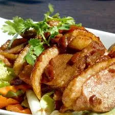 Bangkok Duck Wrapped with Lettuce