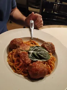 Spaghetti Con Polpette