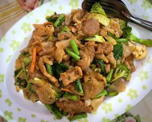 L 2. Drunken Noodle