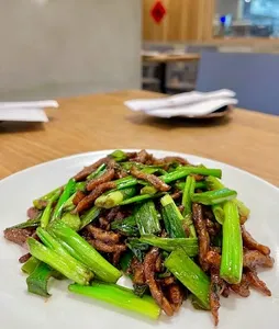 Scallion Beef 葱爆牛