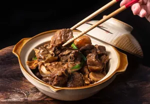 Braised Sliced Lamb With Chili Sauce