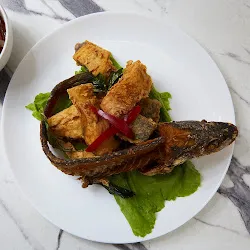 Style Whole Fried Branzino Sea Bass Fish With Choice Of Basil Sauce, Served With Thai Salad