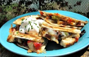 Vegetable Quesadilla With Grilled Chicken