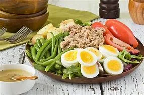 Traditional Niçoise Salad (Preserved imported Ortiz tuna)