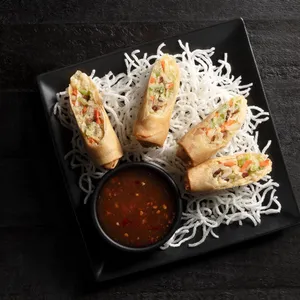 Vegetable Spring Rolls | 2 Count