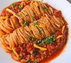 Linguine Bolognese
