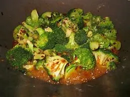Broccoli with Garlic Sauce